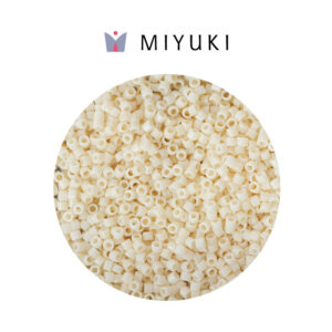Miyuki Delica Opaco Beige Marfil
