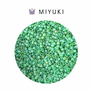 Miyuki Delica Mate Ligth Transparente Green