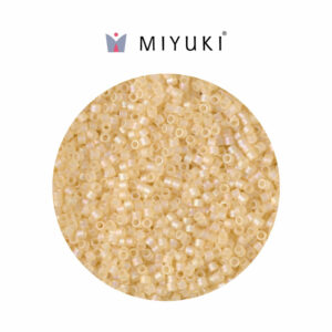 Miyuki Delica Light Straw Luster