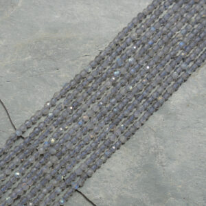 Piedra Natural Faceteada Labradorite DA-393