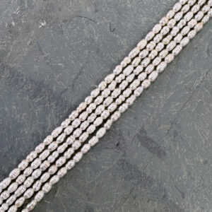 Perla de Rioo Cultivada Arroz Especial  6X10 mm  Ref.0.29
